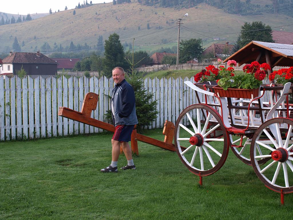 Erdély_2008_165.jpg - Paja hintázni akar?