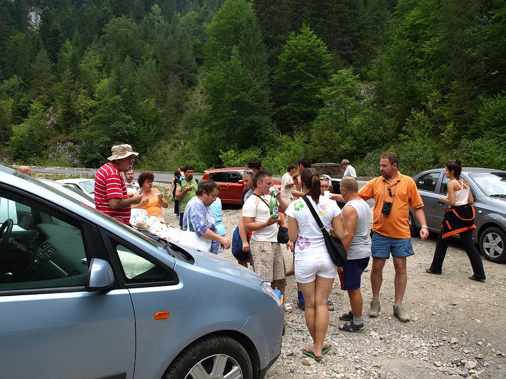 Erdély_2008_201.jpg - már megint kaja.