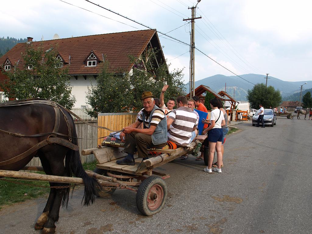 Erdély_2008_205.jpg - indulunk az esztenára.