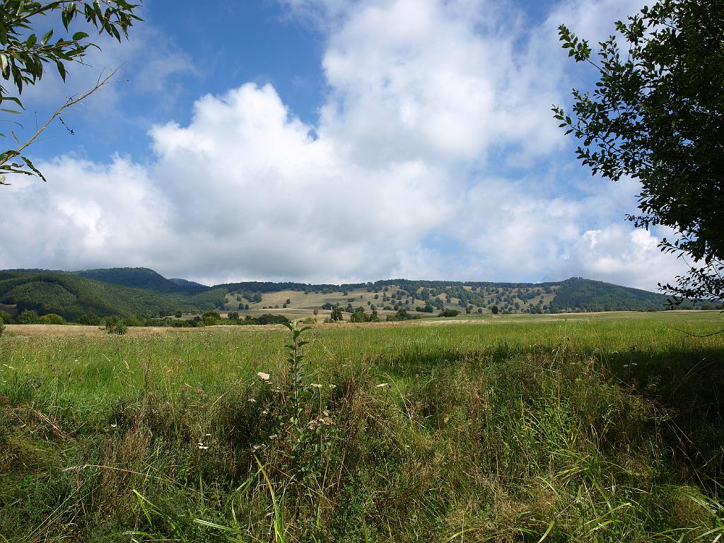 Erdély_2008_229.jpg - megyünk a Szent Anna tóhoz.