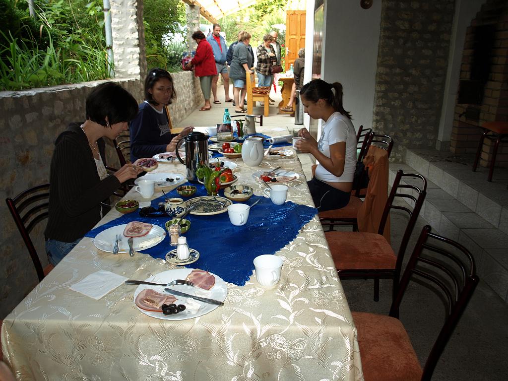 Erdély_2008_339.jpg - reggeli.