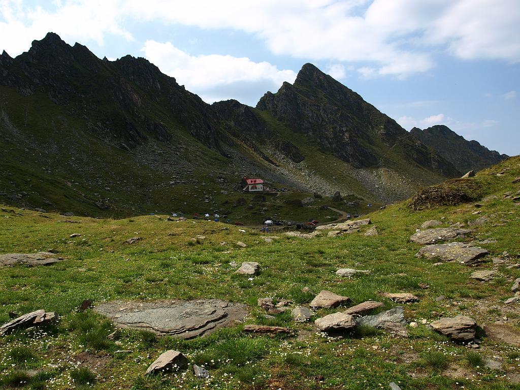 Erdély_2008_90.jpg - a gerinc, amit nem győzök csodálni, hogyan tudott ilyen valószínűtlenül éles, csipkézett felület kialakulni!