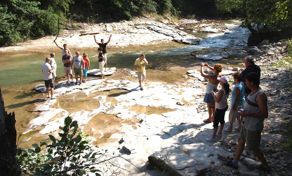 p7250934.jpg - a Pádisra indultunk, s közben megcsodáltuk ezt a patakot Vasaskőfalva mellett.