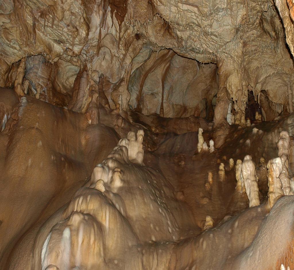 p7261271.jpg - cseppkövek a barlangban.