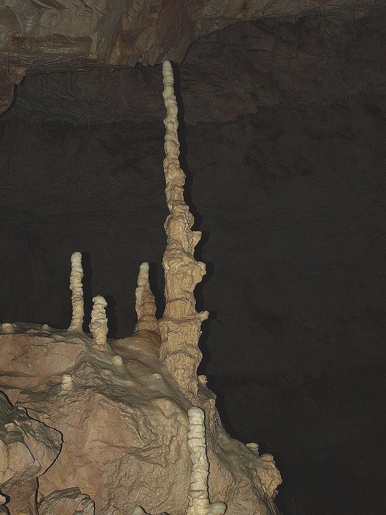 p7261286.jpg - cseppkövek a barlangban.