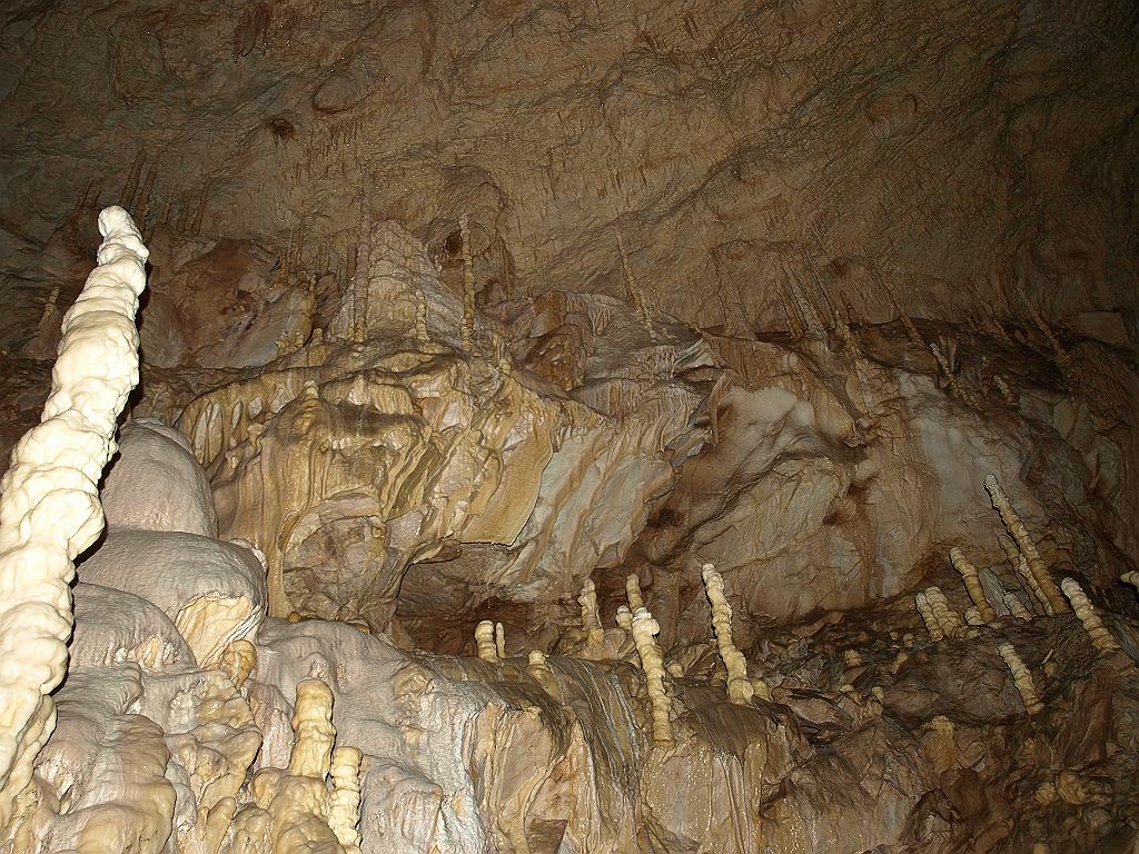 p7261287.jpg - cseppkövek a barlangban.