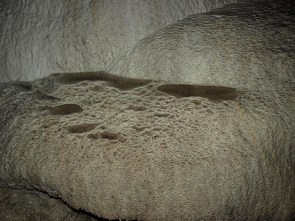 p7271609.jpg - cseppkövek.